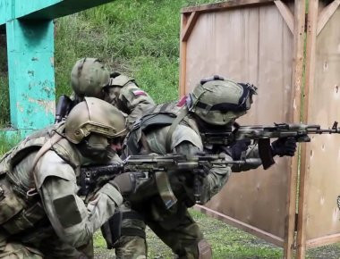 Ρωσικές ειδικές δυνάμεις: Oπουδήποτε, οτιδήποτε, οπωσδήποτε και πάντοτε (βίντεο)